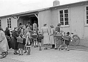 1950_einschulung schulbaracke_n_04